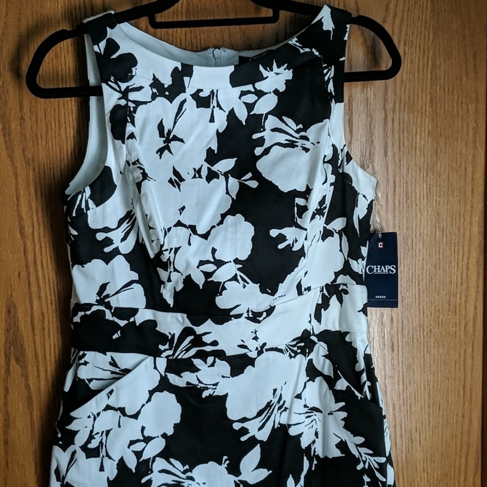 NWT beautiful Chaps cotton dress. - Picture 2 of 8